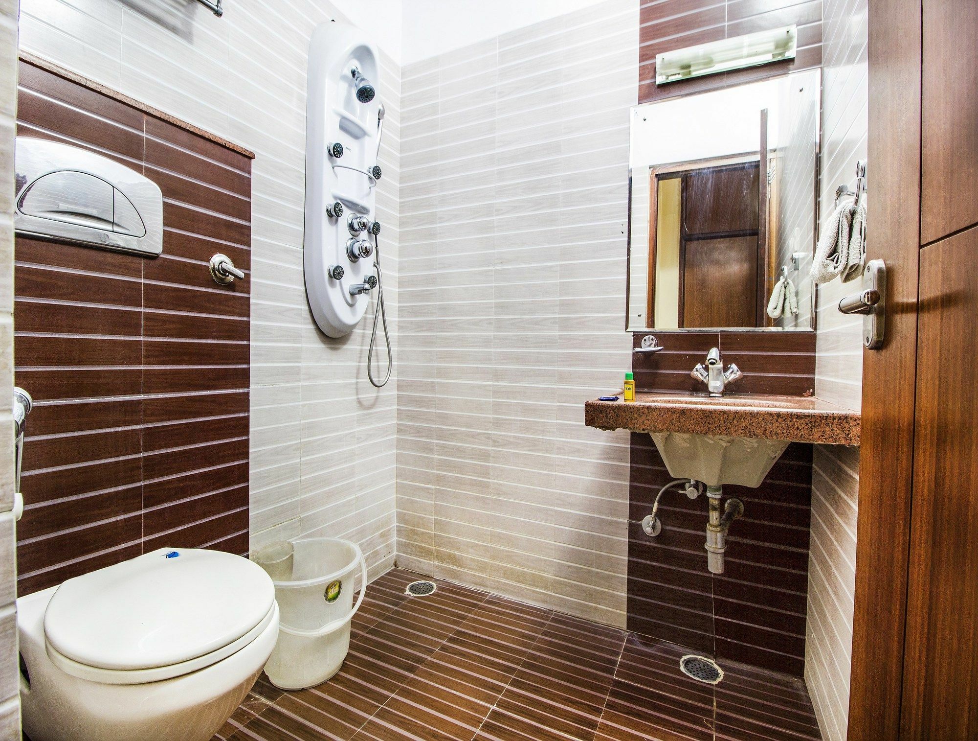 Fabhotel Royal Residency Jaipur Airport מראה חיצוני תמונה